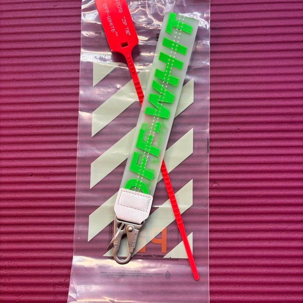 ๐ Green (Clear) | Off-White | Keychain โโโโโโโโโโโโโโโโโโโโโโโโโโโโโโโโ type: k